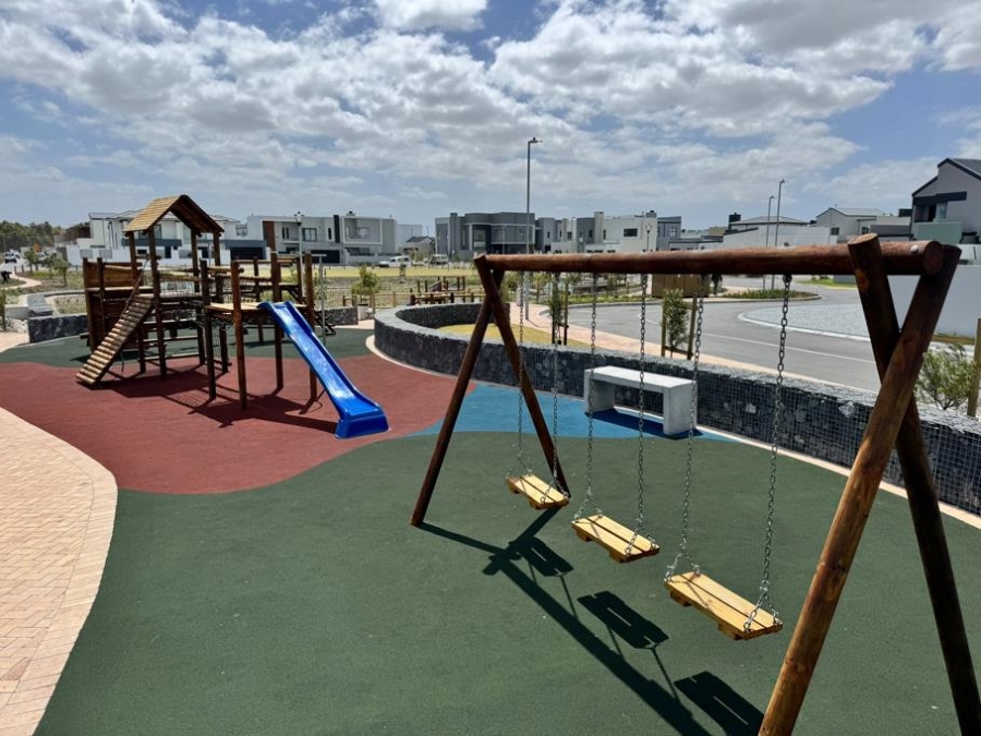 4 Bedroom Property for Sale in Sandown Western Cape